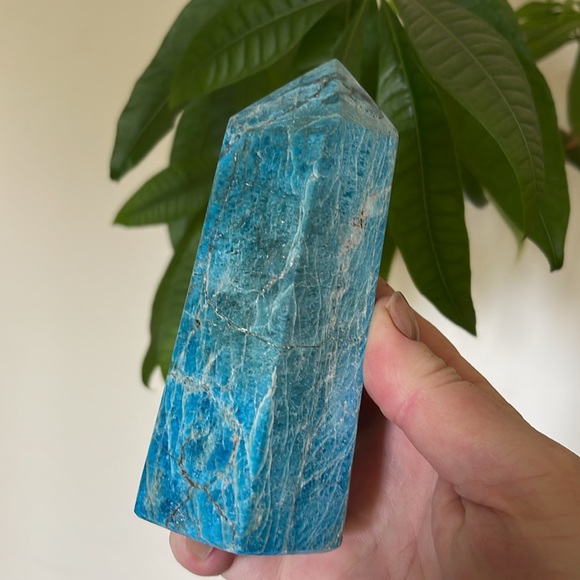 Large ✨Charged✨ Blue Apatite gemstone towers - Picture 5 of 11